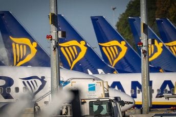 Piloti kompanije Rajaner ponovo stupili u štrajk, otkazano 88 letova Piloti kompanije Rajaner ponovo stupili u štrajk, otkazano 88 letova