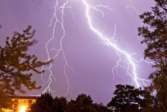 Munja ubila čovjeka u njemačkom pivskom vrtu Munja ubila čovjeka u njemačkom pivskom vrtu