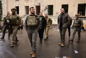 Zelenski u posjeti vojnicima na frontu: Hvala što štitite Ukrajinu Arhiva