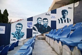 Treći bARS-ov mural na zidu gradskog stadiona: Ovjekovječene četiri fudbalske legende Bara Treći bARS-ov mural na zidu gradskog stadiona: Ovjekovječene četiri fudbalske legende Bara