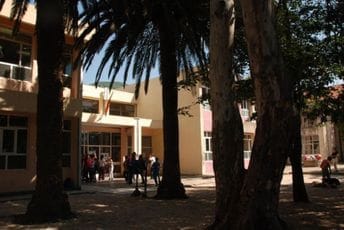 Savjet roditelja OŠ "Orjenski bataljon" iz Bijele: Neopravdani razlozi za promjenu smjena u školi Savjet roditelja OŠ "Orjenski bataljon" iz Bijele: Neopravdani razlozi za promjenu smjena u školi