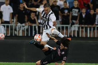 Nizu ekipa iz regije u plej-ofu se priključio i Partizan: 'Crno-bijeli' prošli nakon dramatičnog penal ruleta Nizu ekipa iz regije u plej-ofu se priključio i Partizan: 'Crno-bijeli' prošli nakon dramatičnog penal ruleta