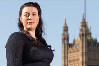 Kerns: Pokušaji da se Crnogorci odbace kao narod bez jasnog identiteta su – pogubni Kerns: Pokušaji da se Crnogorci odbace kao narod bez jasnog identiteta su – pogubni