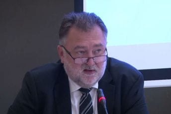 Gandel: Od stranaka koje su bile negativne prema NATO i EU teško je očekivati da sprovode proevropsku politiku Gandel: Od stranaka koje su bile negativne prema NATO i EU teško je očekivati da sprovode proevropsku politiku