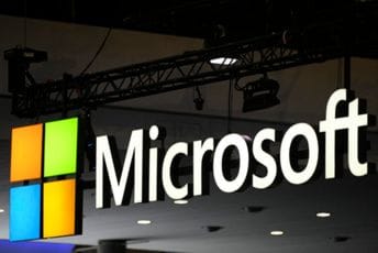 Bivša žena jednog od direktora Majkrosofta optužena za njegovo ubistvo Bivša žena jednog od direktora Majkrosofta optužena za njegovo ubistvo