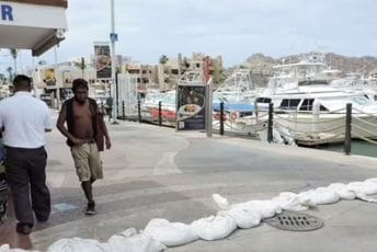 Meksiko i Kalifornija u pripremi pred uragan Hilari Meksiko i Kalifornija u pripremi pred uragan Hilari