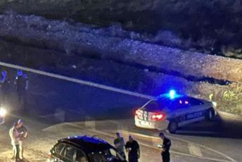 Masovna tuča na Starom aerodromu: Napadnuto nekoliko turskih državljana Masovna tuča na Starom aerodromu: Napadnuto nekoliko turskih državljana