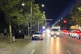Nezgoda u centru Podgorice: Jedna osoba transportovana u KCCG Nezgoda u centru Podgorice: Jedna osoba transportovana u KCCG