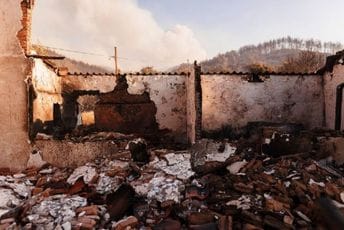 U Grčkoj i danas bukte šumski požari U Grčkoj i danas bukte šumski požari