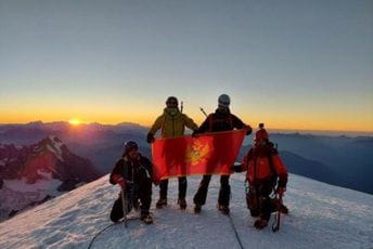 Crnogorska ekspedicija osvojila Monblan: Težak uspon, ali postigli smo cilj Crnogorska ekspedicija osvojila Monblan: Težak uspon, ali postigli smo cilj