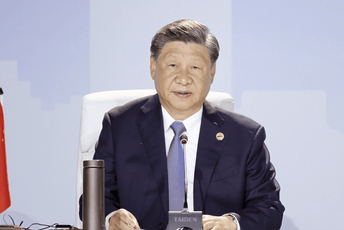 Śi Źinping na brifingu BRIKS-a: Proširenje mehanizma predstavlja novu polaznu tačku Śi Źinping na brifingu BRIKS-a: Proširenje mehanizma predstavlja novu polaznu tačku