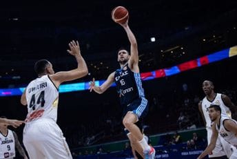 Počela i grupa sa kojom se ukrštamo: Grci otpor autsajdera slomili tek u završnom kvartalu Počela i grupa sa kojom se ukrštamo: Grci otpor autsajdera slomili tek u završnom kvartalu