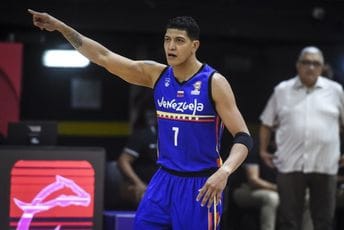 Da li je ovo najbolji koš na Mundobasketu: Postigao ga je igrač Venecuele (VIDEO) Da li je ovo najbolji koš na Mundobasketu: Postigao ga je igrač Venecuele (VIDEO)