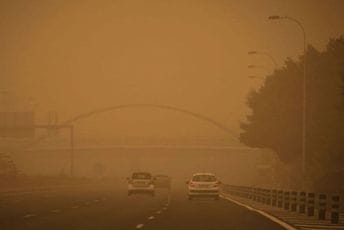 Florida: Zbog tropske oluje proglašena vanredna situacija Florida: Zbog tropske oluje proglašena vanredna situacija