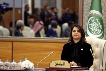 Šefica diplomatije Libije suspendovana radi susreta sa izraelskim ministrom Šefica diplomatije Libije suspendovana radi susreta sa izraelskim ministrom