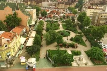 Srbija: Muškarac stradao nakon što ga je tuklo šest osoba Srbija: Muškarac stradao nakon što ga je tuklo šest osoba