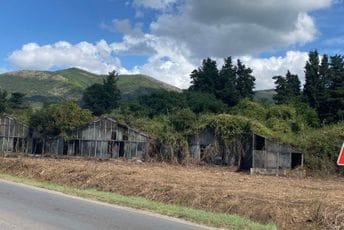 Rekonstrukcija puta Tivat - Jaz prekinuta zbog neriješenih imovinsko-pravnih odnosa Rekonstrukcija puta Tivat - Jaz prekinuta zbog neriješenih imovinsko-pravnih odnosa