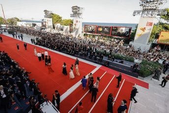 Počinje Venecijanski filmski festival: Na jubilarnoj Mostri Finčer, Polanski, Beson, Lantimos, Vudi Alen Počinje Venecijanski filmski festival: Na jubilarnoj Mostri Finčer, Polanski, Beson, Lantimos, Vudi Alen