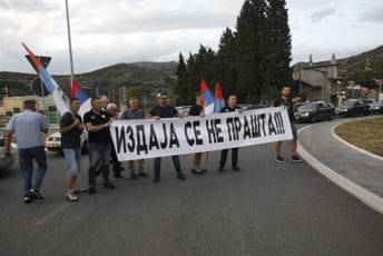 "Odbrana izborne volje": Pokreću peticiju kojom od Milatovića traže da Spajiću oduzme mandat "Odbrana izborne volje": Pokreću peticiju kojom od Milatovića traže da Spajiću oduzme mandat