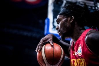 Egal: Imali smo isti broj pogodaka iz igre kao i Amerikanci, presudili su penali, dominirali smo u skoku Egal: Imali smo isti broj pogodaka iz igre kao i Amerikanci, presudili su penali, dominirali smo u skoku