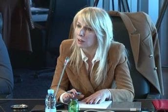 Manojlović: Samo snažne opštine mogu biti nosioci javnih politika