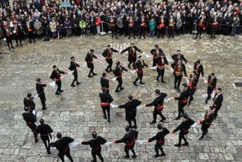 Time više ne bi imali status NVO: Državi upućen prijedlog o izradi Zakona o Bokeljskoj mornarici Time više ne bi imali status NVO: Državi upućen prijedlog o izradi Zakona o Bokeljskoj mornarici
