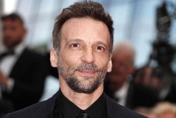 Nakon nesreće na motoru: Francuski glumac Matje Kasovic u teškom stanju Nakon nesreće na motoru: Francuski glumac Matje Kasovic u teškom stanju