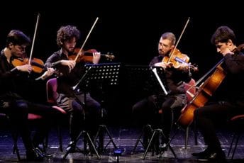 Uzbudljiv početak jesenje muzičke sezone u KIC-u: Gudački kvartet "Gosl" ispraćen ovacijama Uzbudljiv početak jesenje muzičke sezone u KIC-u: Gudački kvartet "Gosl" ispraćen ovacijama