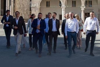 Milatović u Puli: Zahvalio na odluci da admiral Vladimir Barović posthumno postane počasni građanin Milatović u Puli: Zahvalio na odluci da admiral Vladimir Barović posthumno postane počasni građanin