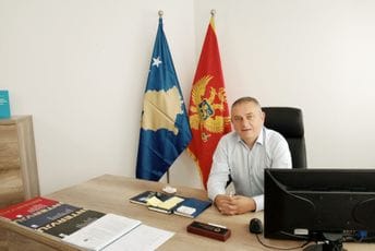 Crnogorska zastava po prvi put u Vladi Kosova Crnogorska zastava po prvi put u Vladi Kosova