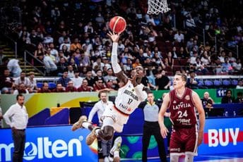 Letonci zaustavili Šrudera i stali na korak od preokreta: Njemačka preživjela i zakazala duel protiv Amerike Letonci zaustavili Šrudera i stali na korak od preokreta: Njemačka preživjela i zakazala duel protiv Amerike