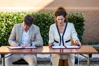 U iznosu od 13 hiljada eura: Ministarstvo sufinasira 18 projekata kojima će biti predstavljena nematerijalna baština Crne Gore U iznosu od 13 hiljada eura: Ministarstvo sufinasira 18 projekata kojima će biti predstavljena nematerijalna baština Crne Gore