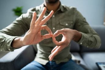 Podrška Skupštine Glavnog grada promociji znakovnog jezika Podrška Skupštine Glavnog grada promociji znakovnog jezika