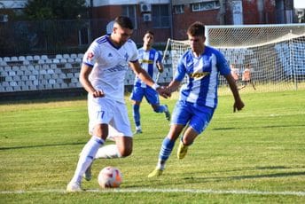 Poznati rivali na starom mjestu 66 godina kasnije: Podgoričani slavili, Tonći Mujan pogađao dva puta Poznati rivali na starom mjestu 66 godina kasnije: Podgoričani slavili, Tonći Mujan pogađao dva puta