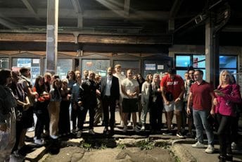 Srednjoškolci iz S. Makedonije i sa Kosova u CG: Cilj da se djeca iz dijaspore upoznaju sa istorijom, kulturom i ljepotama matične države Srednjoškolci iz S. Makedonije i sa Kosova u CG: Cilj da se djeca iz dijaspore upoznaju sa istorijom, kulturom i ljepotama matične države