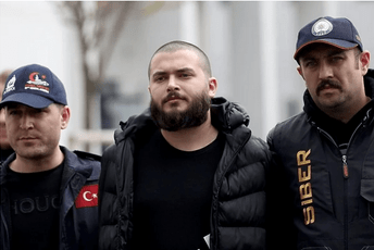 Turčin zbog prevare osuđen na preko 11 hiljada godina zatvora Turčin zbog prevare osuđen na preko 11 hiljada godina zatvora