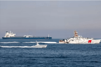 Amerikanci zaustavili višemilionsku isporuku krijumčarene nafte iz Irana Amerikanci zaustavili višemilionsku isporuku krijumčarene nafte iz Irana