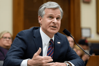 Direktor FBI: U Americi i dalje prevelik broj ruskih špijuna Direktor FBI: U Americi i dalje prevelik broj ruskih špijuna