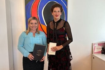 Vlaović u Rejkjaviku: Sporazum o saradnji biće ključni korak ka jačanju kulturnih veza Crne Gore i Islanda Vlaović u Rejkjaviku: Sporazum o saradnji biće ključni korak ka jačanju kulturnih veza Crne Gore i Islanda