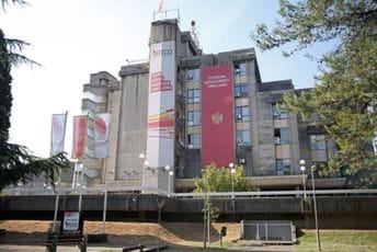 Sindikat zaposlenih: SDT pokrenuo izviđaj zbog netransparentnog trošenja novca za varijabile i honorare u RTCG-u