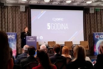 Rajzing Rajnke: Neophodno da postoji oprez kako bi se osiguralo da zlonamjerni akteri i zlonamjerne informacije ne izopače volju naroda Rajzing Rajnke: Neophodno da postoji oprez kako bi se osiguralo da zlonamjerni akteri i zlonamjerne informacije ne izopače volju naroda