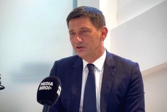 Pajović: Crna Gora u posljednjoj deceniji ima ekspanziju odnosa sa NR Kinom, priča o dužničkom ropstvu nije na mjestu Pajović: Crna Gora u posljednjoj deceniji ima ekspanziju odnosa sa NR Kinom, priča o dužničkom ropstvu nije na mjestu