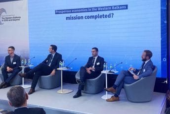 Radovanović: Preduslov razvoja Zapadnog Balkana je politička stabilnost i profesionalizacija javne administracije Radovanović: Preduslov razvoja Zapadnog Balkana je politička stabilnost i profesionalizacija javne administracije