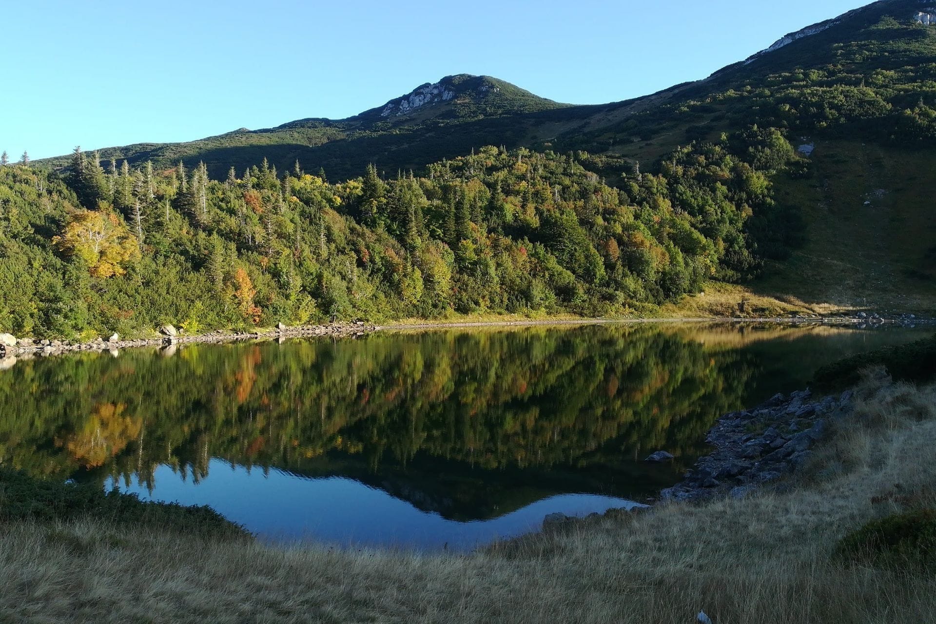 Fotografija 5: Dragulj prirode koji vrijedi posjetiti: Ursulovačko jezero skriveno ispod najvisočijeg vrha Bjelasice