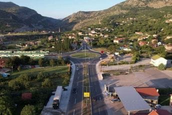 Na zahtjev mještana uredili prostor oko sporstko-rekreativne zone na Zlatici Na zahtjev mještana uredili prostor oko sporstko-rekreativne zone na Zlatici