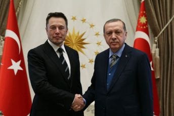 Erdogan pozvao Maska da otvori fabriku automobila Tesla u Turskoj Erdogan pozvao Maska da otvori fabriku automobila Tesla u Turskoj