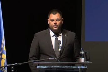 Kovačević: Lijepo pristaje predsjedniku Skupštine zgrada Zetske banovine, normalno je da smeta Švabama