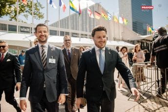 Abazović: Sa osmijehom se borimo za Crnu Goru Abazović: Sa osmijehom se borimo za Crnu Goru