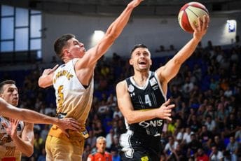 'Crno-bijeli' su u finalu ABA Superkupa: Partizan u završnici ispustio visoku prednost, ali je ipak slavio 'Crno-bijeli' su u finalu ABA Superkupa: Partizan u završnici ispustio visoku prednost, ali je ipak slavio