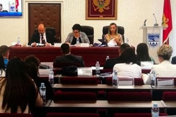 Opština Danilovgrad preuzima dug Komunalnog od 346.380 eura Opština Danilovgrad preuzima dug Komunalnog od 346.380 eura